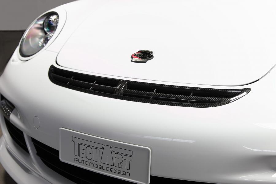  Porsche 911 Turbo Cabriolet by TechART 2010 года  (фото 11 из 26)
